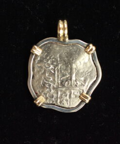 Unknown shipwreck dated 1740, 2 reales mounted, 2021314 - Image 2