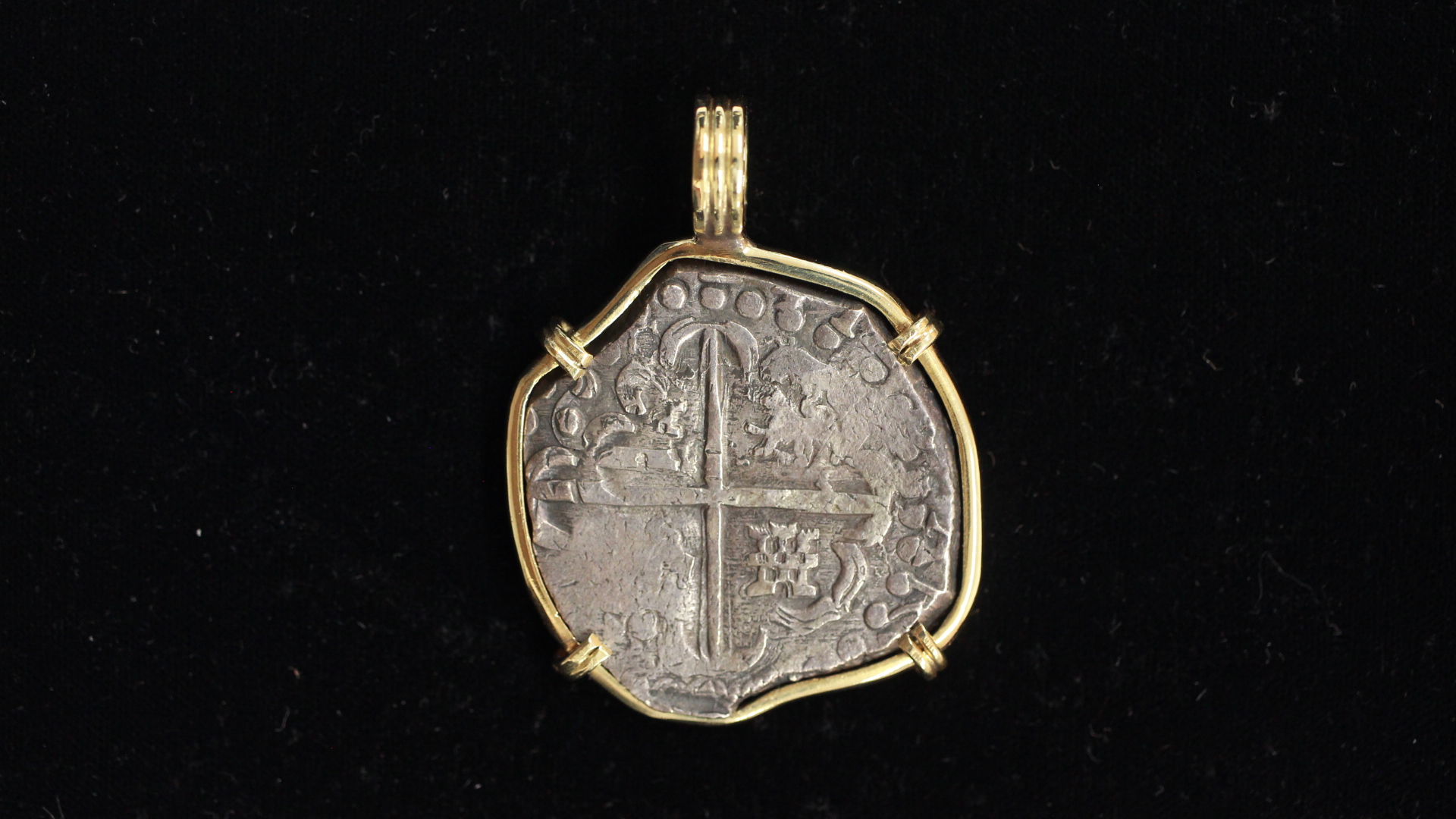 Unknown shipwreck, 8 reales mounted, 2025253