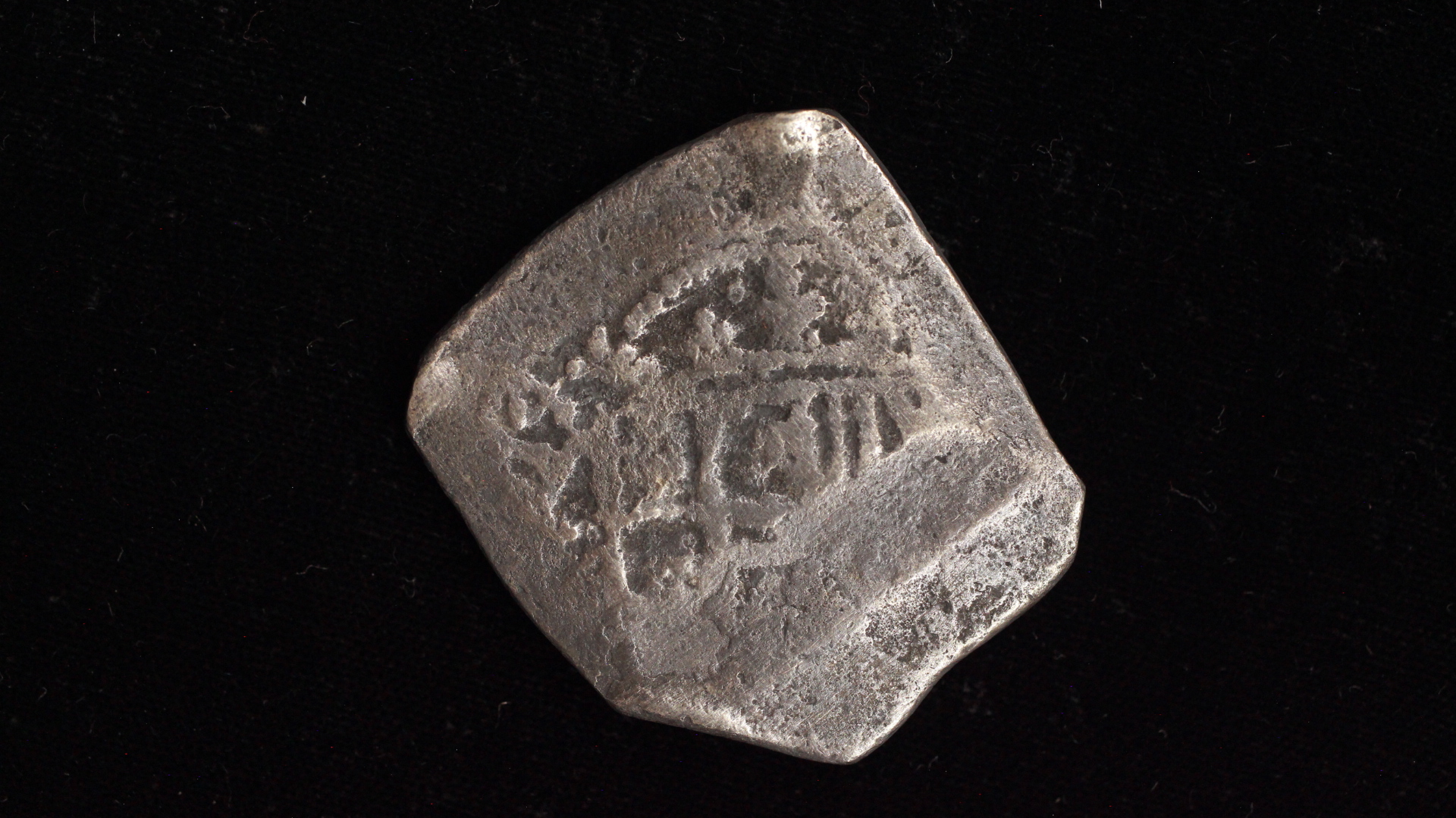 1715 Fleet shipwreck coin, Dated 1714, 8 reales, 2026024 - Image 3